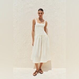 Zara strapless textured dress Sold out